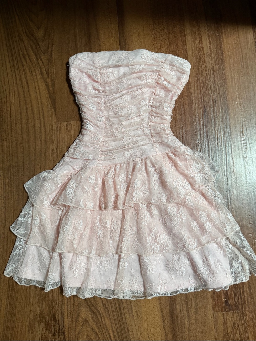 Light pink lace strapless dress-Windsor